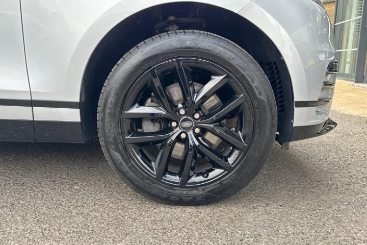 2023 (73) LAND ROVER RANGE ROVER VELAR 2.0 D200 MHEV Dynamic SE 5dr Auto 5802137