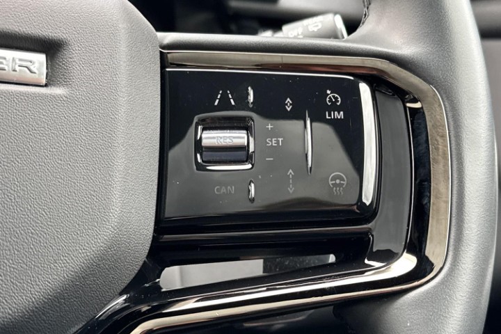 2023 (73) LAND ROVER RANGE ROVER VELAR 2.0 D200 MHEV Dynamic SE 5dr Auto 5802158
