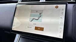 2023 (73) LAND ROVER RANGE ROVER VELAR 2.0 D200 MHEV Dynamic SE 5dr Auto 5802163