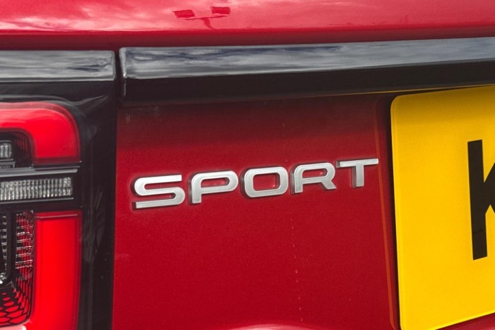 2021 (21) LAND ROVER DISCOVERY SPORT 2.0 D165 R-Dynamic S Plus 5dr Auto 5799824