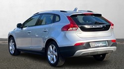 2014 (64) VOLVO V40 D2 Cross Country Lux 5dr 3563659