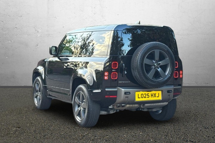 2025 (25) LAND ROVER COMMERCIAL DEFENDER 3.0 D350 Hard Top X-Dynamic HSE Auto [3 Seat]