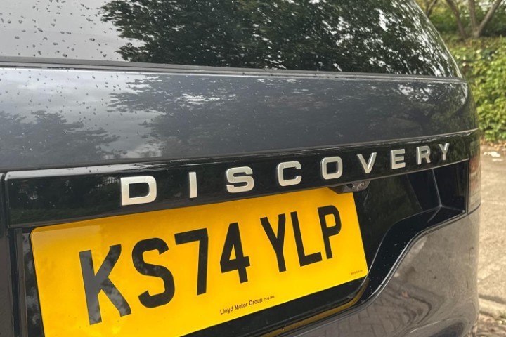 2024 (74) LAND ROVER DISCOVERY 3.0 D350 Metropolitan Edition 5dr Auto 5834048