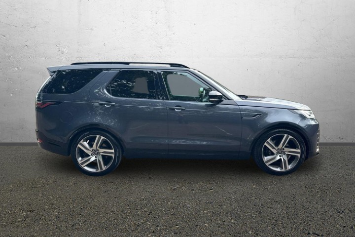 2024 (74) LAND ROVER DISCOVERY 3.0 D350 Metropolitan Edition 5dr Auto 5834005