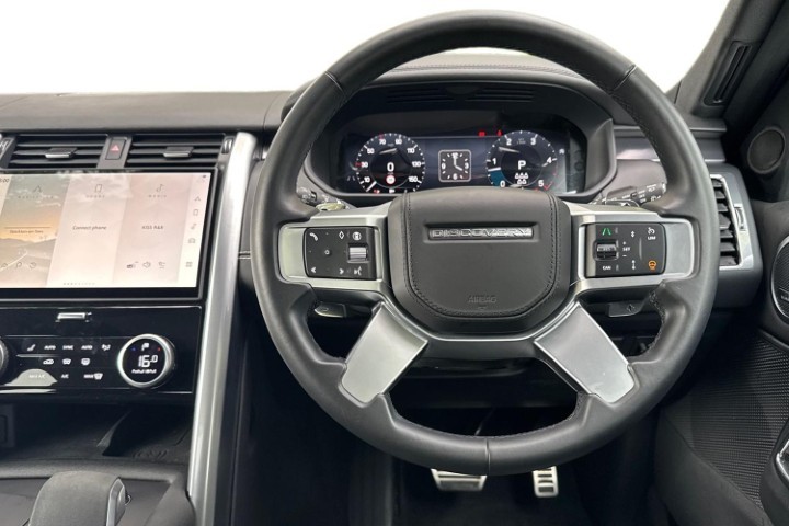 2024 (74) LAND ROVER DISCOVERY 3.0 D350 Metropolitan Edition 5dr Auto 5834015