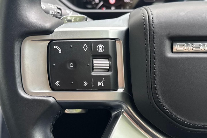 2024 (74) LAND ROVER DISCOVERY 3.0 D350 Metropolitan Edition 5dr Auto 5834029