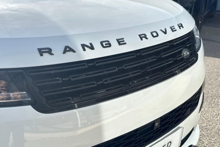 2023 (73) LAND ROVER RANGE ROVER SPORT 3.0 P440e Dynamic SE 5dr Auto 5859597