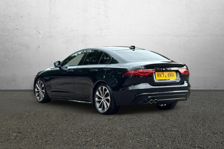 2022 (72) JAGUAR XE 2.0 D200 R-Dynamic Black 4dr Auto