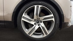 2025 (74) LAND ROVER DISCOVERY 3.0 D350 Dynamic HSE 5dr Auto 5844848