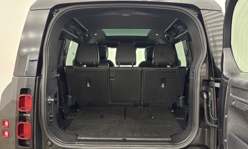 2025 (25) LAND ROVER DEFENDER 3.0 D350 X-Dynamic HSE 110 5dr Auto [7 Seat] 5846305