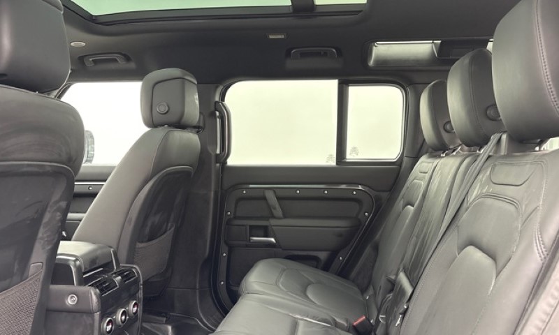 2025 (25) LAND ROVER DEFENDER 3.0 D350 X-Dynamic HSE 110 5dr Auto [7 Seat] 5846299