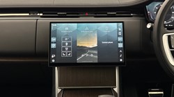 2024 (74) LAND ROVER RANGE ROVER 3.0 D300 HSE 4dr Auto 5843803