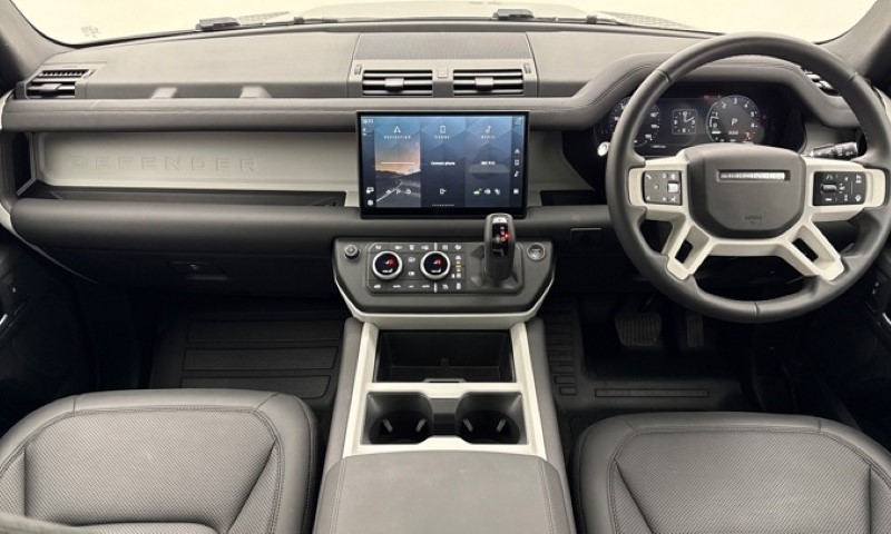 2025 (74) LAND ROVER DEFENDER 2.0 P300e X-Dynamic SE 110 5dr Auto 5844159