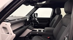 2025 (74) LAND ROVER DEFENDER 2.0 P300e X-Dynamic SE 110 5dr Auto 5844153