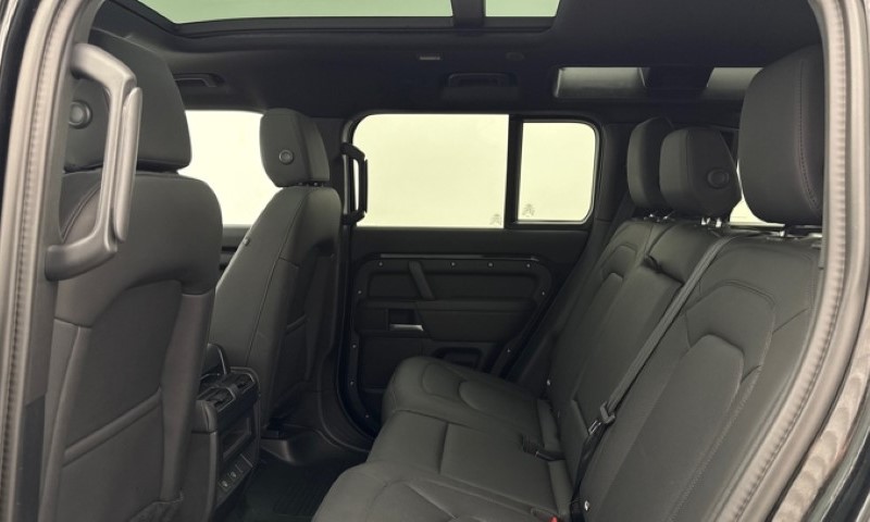 2025 (74) LAND ROVER DEFENDER 2.0 P300e X-Dynamic SE 110 5dr Auto 5844154
