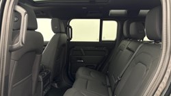 2025 (74) LAND ROVER DEFENDER 2.0 P300e X-Dynamic SE 110 5dr Auto 5844154