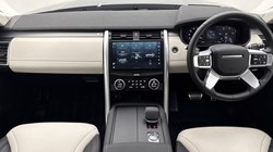 2024 (74) LAND ROVER DISCOVERY 3.0 D350 Dynamic SE 5dr Auto 5877411
