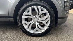 2023 (23) LAND ROVER RANGE ROVER EVOQUE 1.5 P300e R-Dynamic SE 5dr Auto 5869421