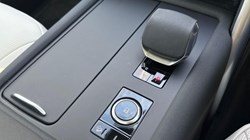 2026 (75) LAND ROVER DISCOVERY 3.0 D350 Dynamic SE 5dr Auto 5938802