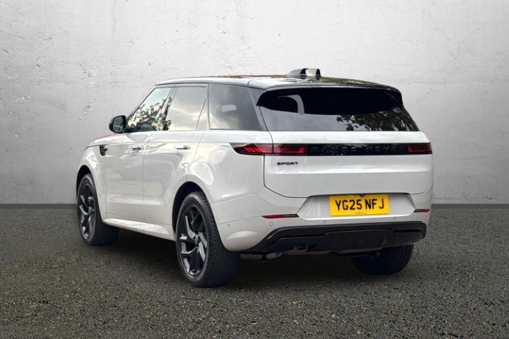 2025 (25) LAND ROVER RANGE ROVER SPORT 3.0 D300 Dynamic SE 5dr Auto