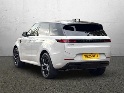 2025 (25) LAND ROVER RANGE ROVER SPORT 3.0 D300 Dynamic SE 5dr Auto