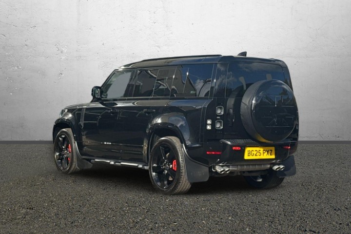2025 (25) LAND ROVER DEFENDER 5.0 P425 X 110 5dr Auto 5948350