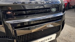 2025 (25) LAND ROVER DEFENDER 5.0 P425 X 110 5dr Auto 5948390