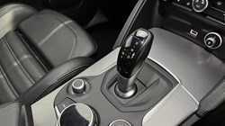 2020 (70) ALFA ROMEO STELVIO 2.0 Turbo 280 Ti 5dr Auto 5101952