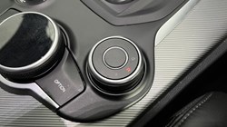 2020 (70) ALFA ROMEO STELVIO 2.0 Turbo 280 Ti 5dr Auto 5101975