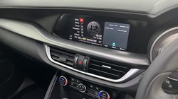 2020 (70) ALFA ROMEO STELVIO 2.0 Turbo 280 Ti 5dr Auto 5101950