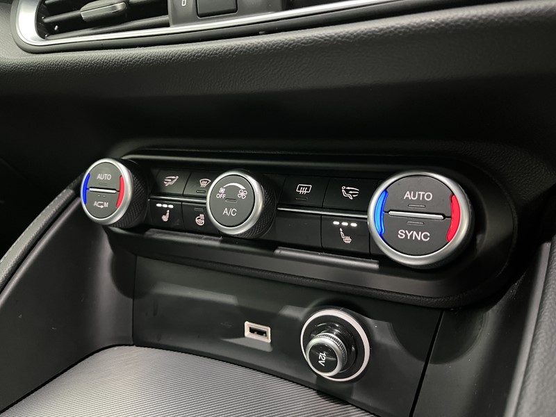 2020 (70) ALFA ROMEO STELVIO 2.0 Turbo 280 Ti 5dr Auto 5101974