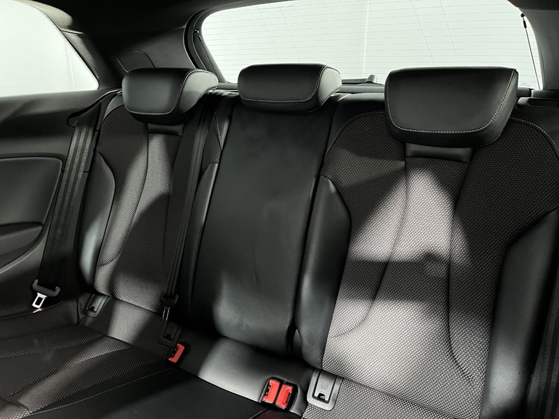 2017 (17) AUDI A3 2.0 TDI 184 Quattro Black Edition 3dr S Tronic 5108632