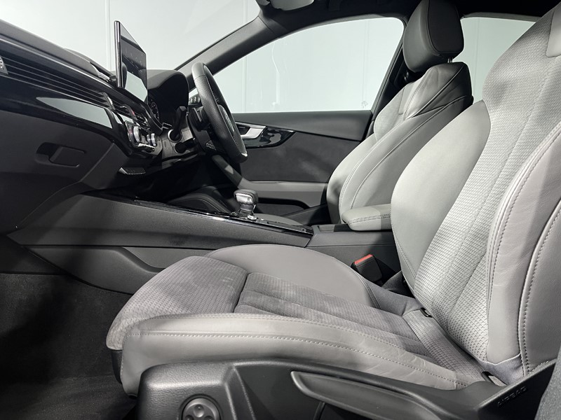 2023 (73) AUDI A4 35 TFSI Black Edition 4dr S Tronic 5101109