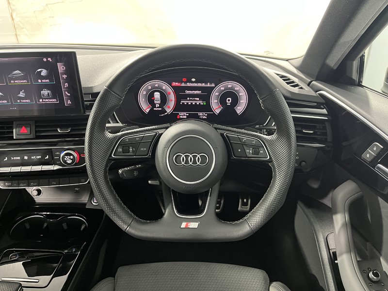 2023 (73) AUDI A4 35 TFSI Black Edition 4dr S Tronic 5101080