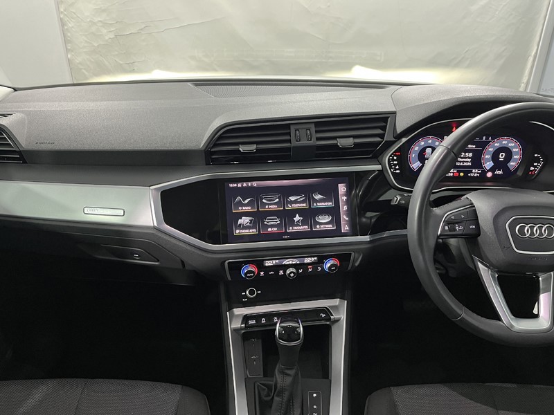 2022 (22) AUDI Q3 35 TFSI Technik 5dr S Tronic 5161952