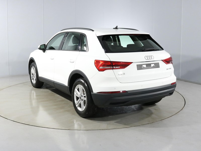 2022 (22) AUDI Q3 35 TFSI Technik 5dr S Tronic 5100784