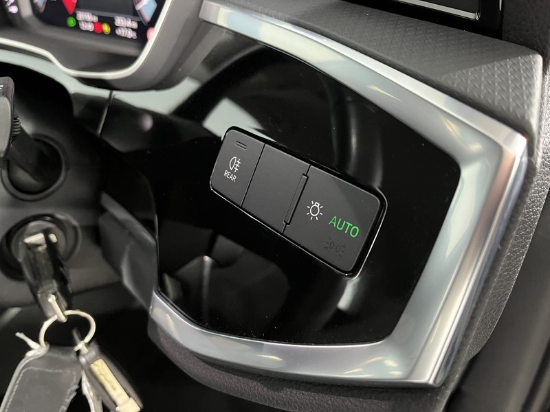 2022 (22) AUDI Q3 35 TFSI Technik 5dr S Tronic 5100801