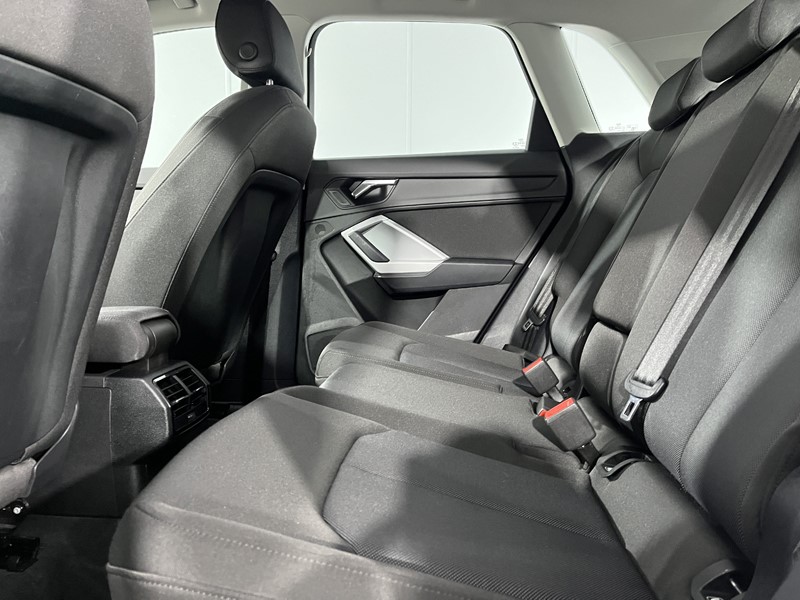 2022 (22) AUDI Q3 35 TFSI Technik 5dr S Tronic 5100813