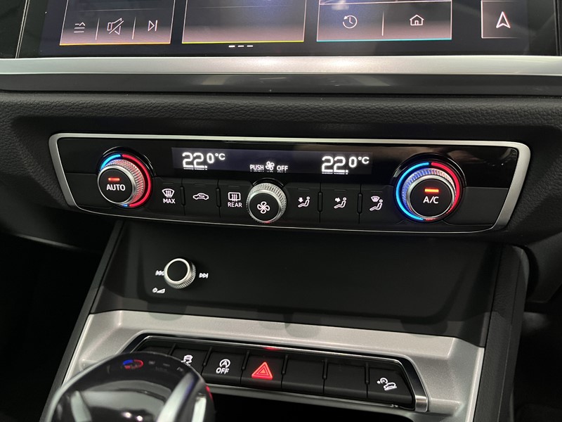 2022 (22) AUDI Q3 35 TFSI Technik 5dr S Tronic 5100809