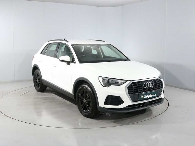2022 (22) AUDI Q3 35 TFSI Technik 5dr S Tronic