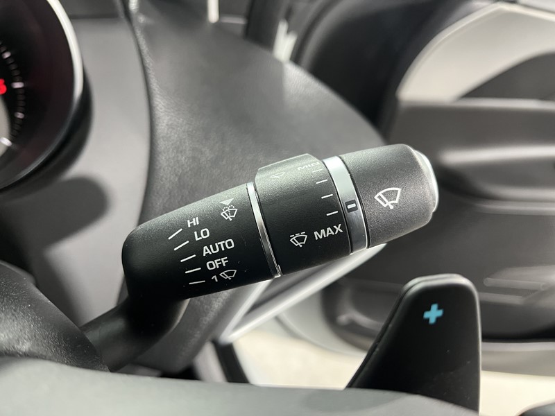 2017 (17) JAGUAR XE 2.0d [180] Prestige 4dr Auto 5107944