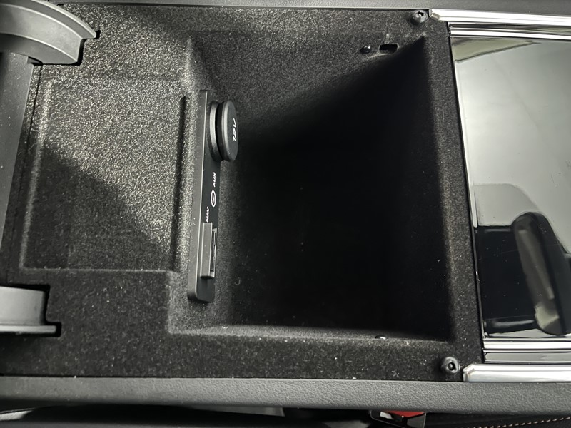 2017 (17) JAGUAR XE 2.0d [180] Prestige 4dr Auto 5107951