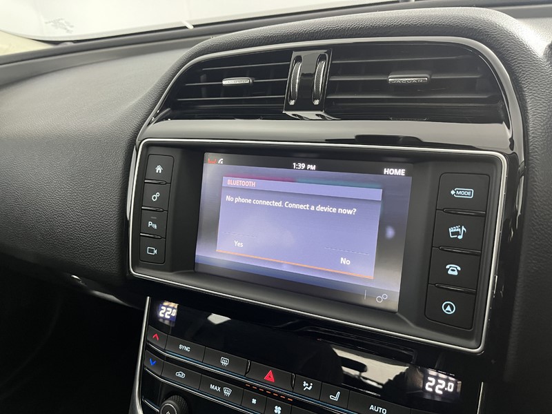 2017 (17) JAGUAR XE 2.0d [180] Prestige 4dr Auto 5107947