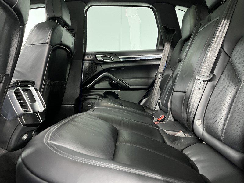 2017 (17) PORSCHE CAYENNE Diesel 5dr Tiptronic S 5152073