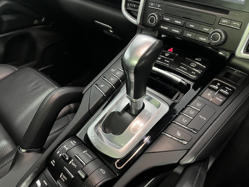 2017 (17) PORSCHE CAYENNE Diesel 5dr Tiptronic S 5152047