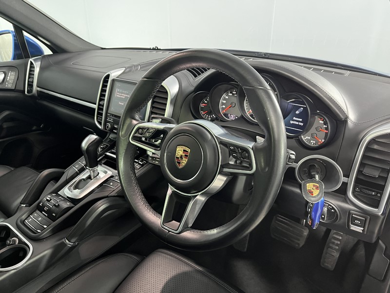 2017 (17) PORSCHE CAYENNE Diesel 5dr Tiptronic S 5152043