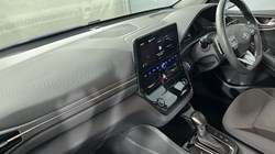 2020 (20) HYUNDAI IONIQ 1.6 GDi Hybrid Premium 5dr DCT 5101178