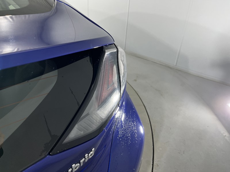 2020 (20) HYUNDAI IONIQ 1.6 GDi Hybrid Premium 5dr DCT 5101212