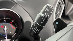 2020 (70) JAGUAR F-PACE 2.0d Portfolio 5dr Auto AWD 5101705