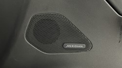 2020 (70) JAGUAR F-PACE 2.0d Portfolio 5dr Auto AWD 5101701